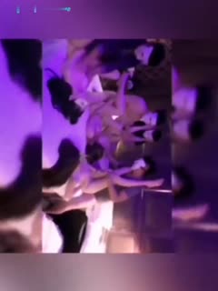 网曝门事件最新台湾新蓝国际年终聚会淫乱8P各式乱操淫声不断各式姿势抽插狂欢